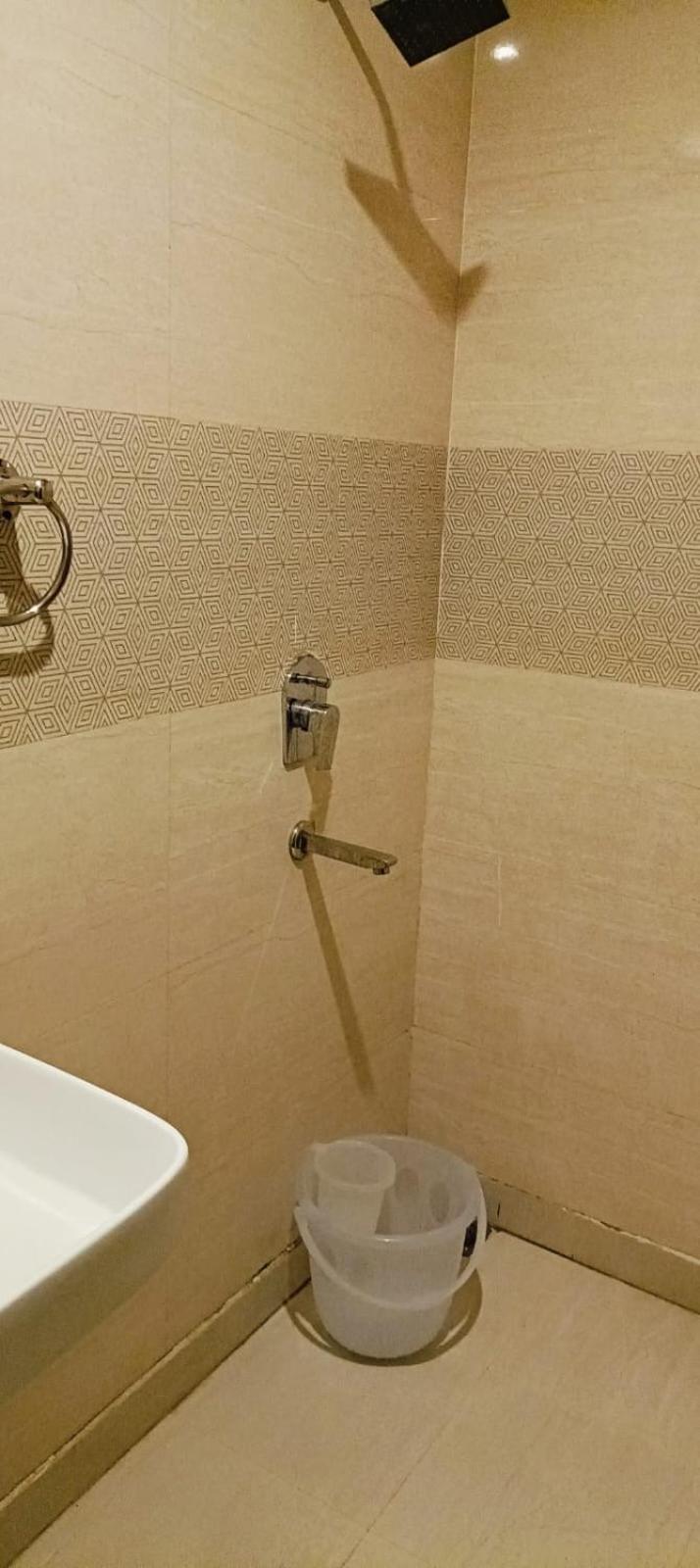 Hotel Embassy International